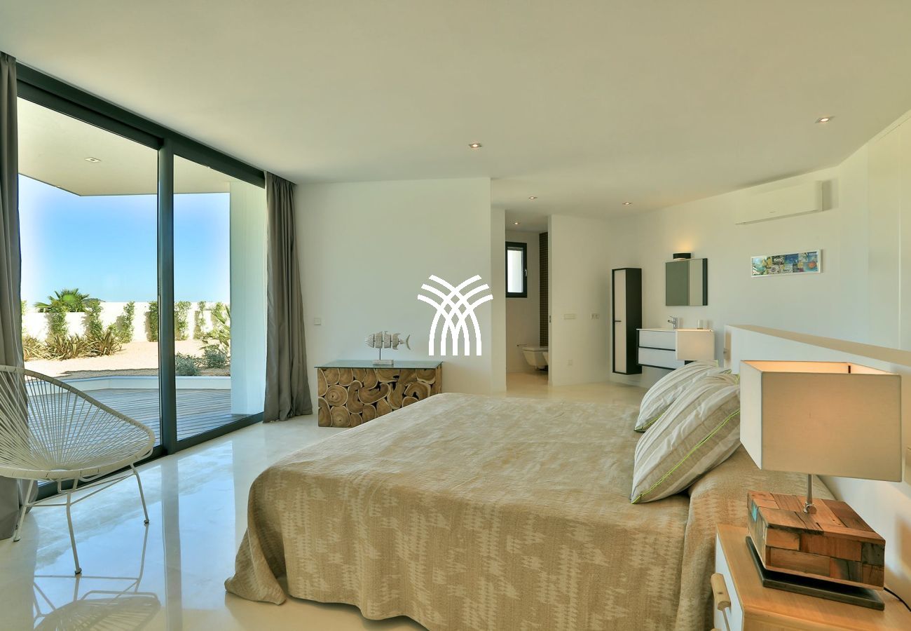 Villa in Ibiza / Eivissa - Alegre Belle