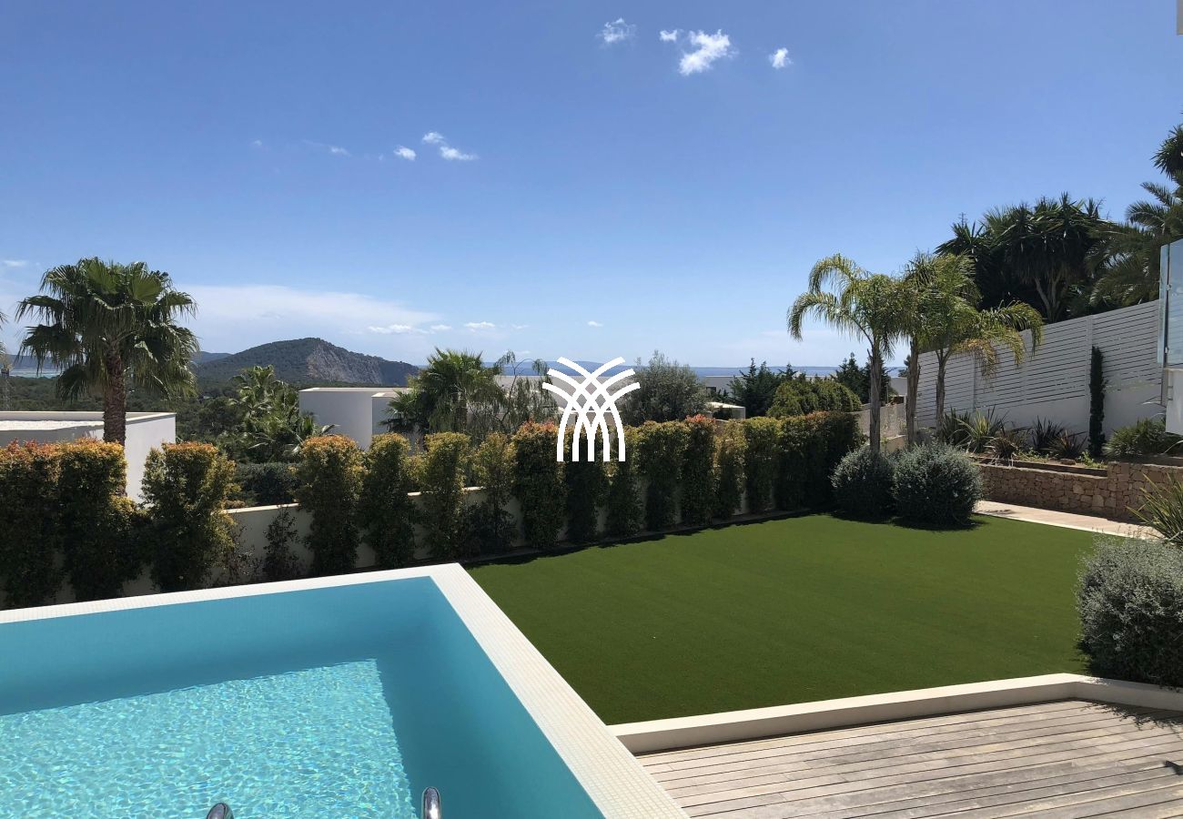 Villa in Ibiza / Eivissa - Alegre Belle