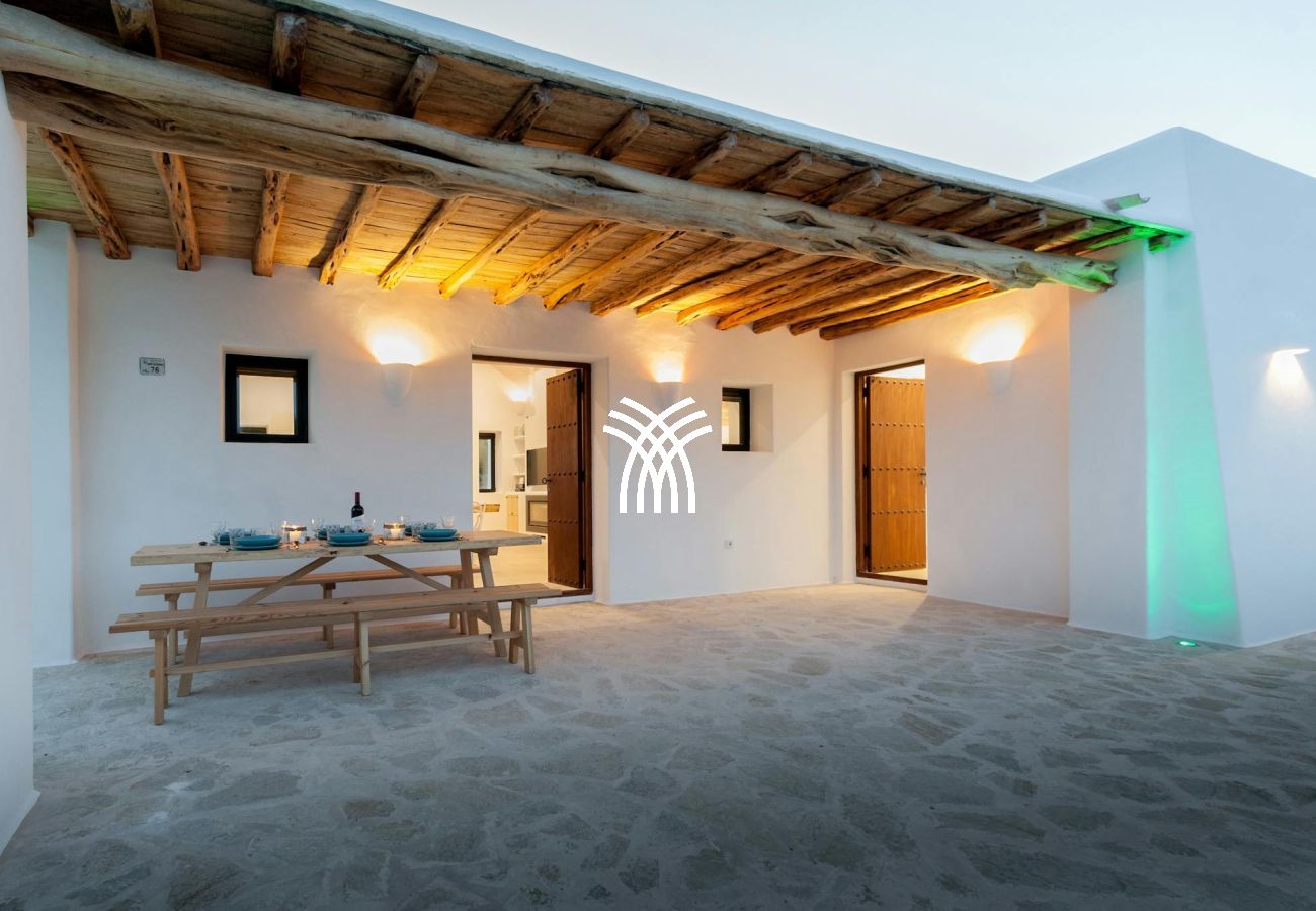 Villa in Ibiza / Eivissa - Fabienne