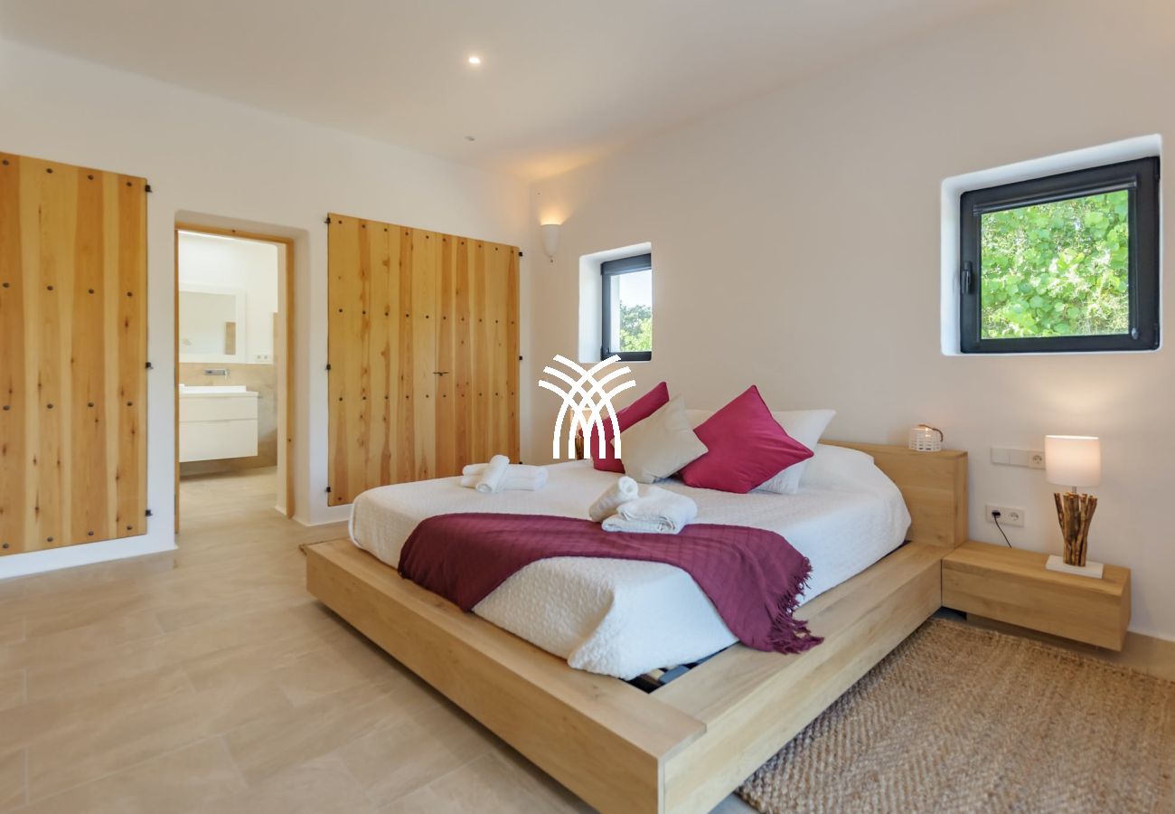 Villa in Ibiza / Eivissa - Fabienne