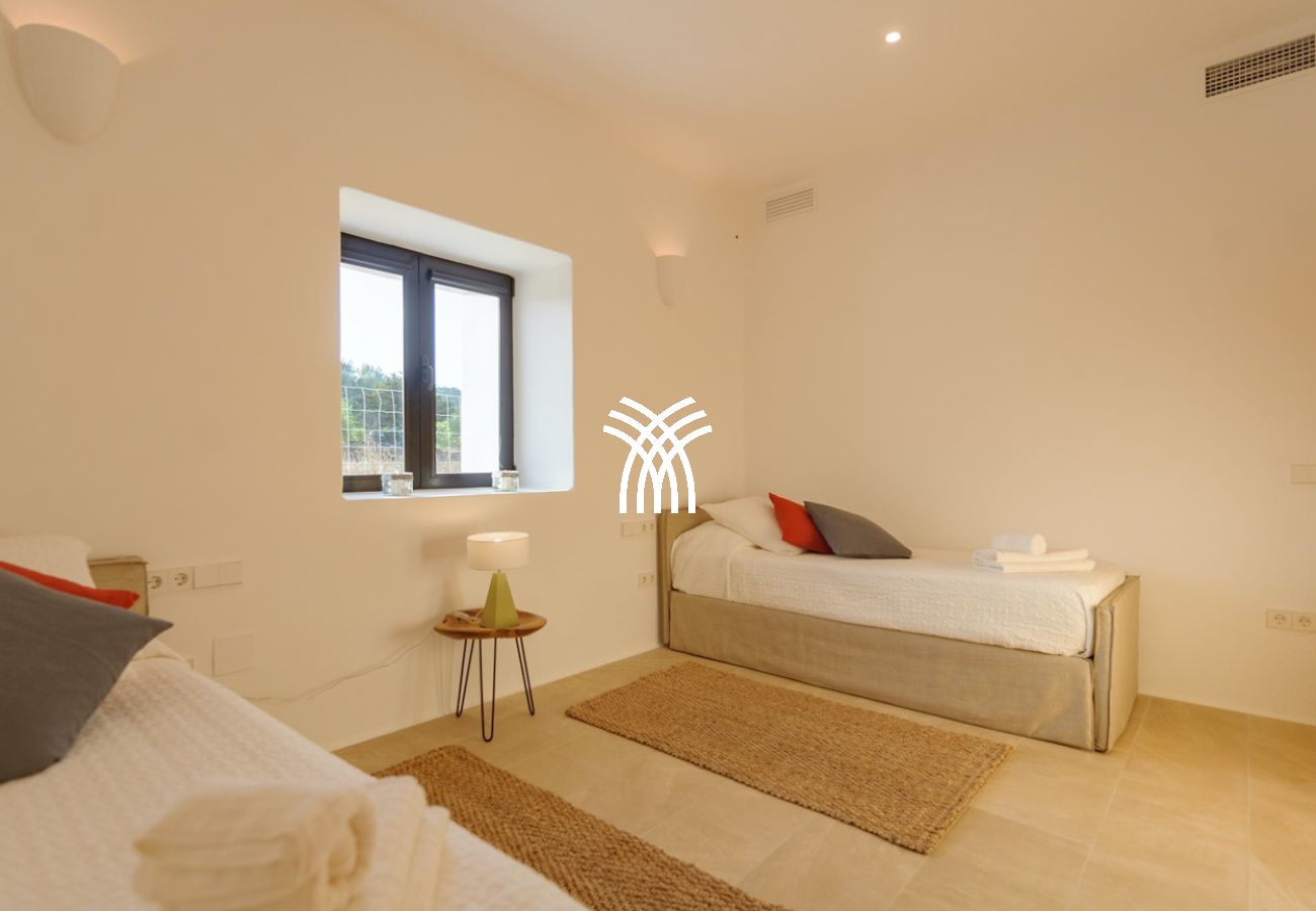 Villa in Ibiza / Eivissa - Fabienne