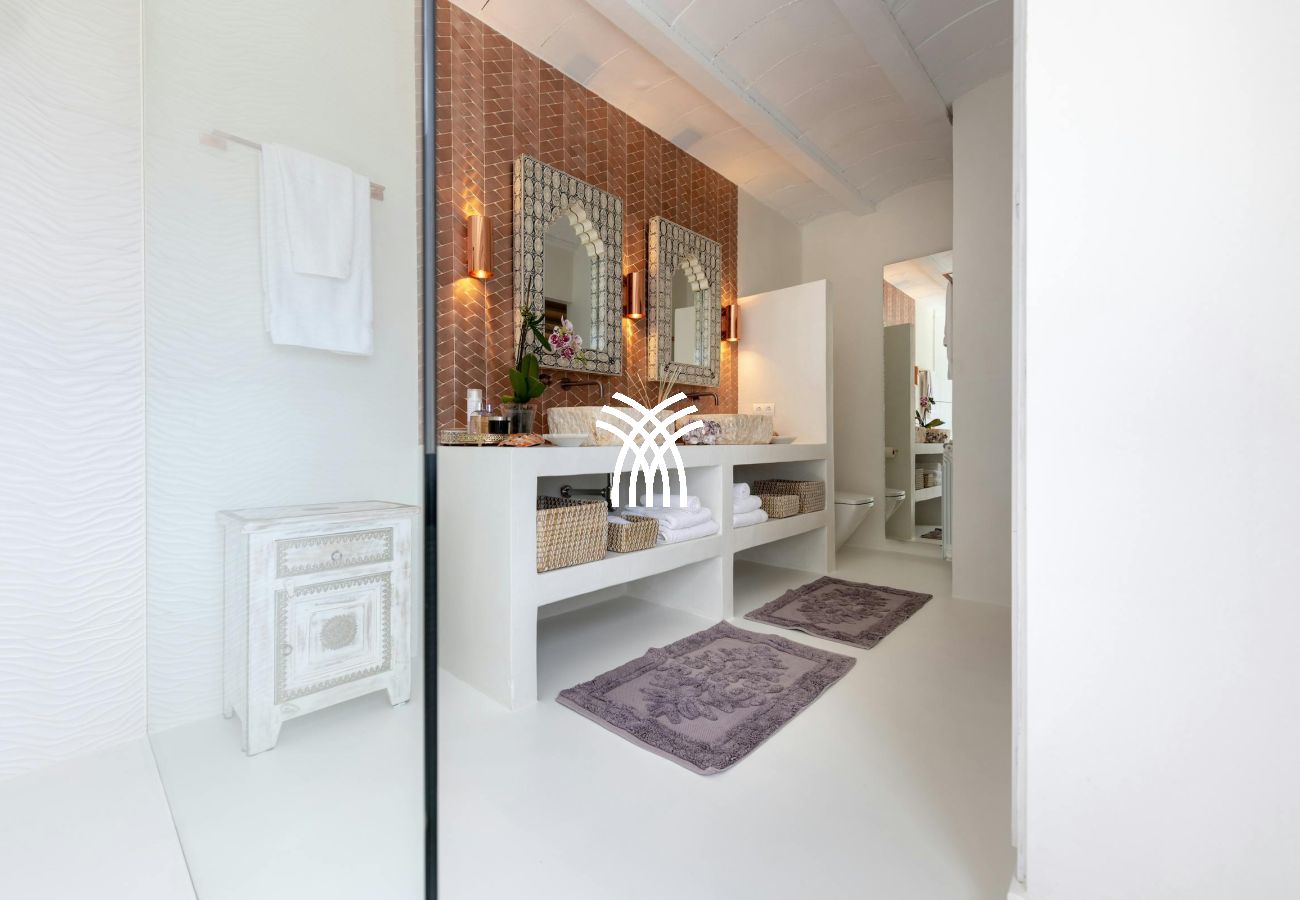 Villa in Ibiza / Eivissa - El Zafiro