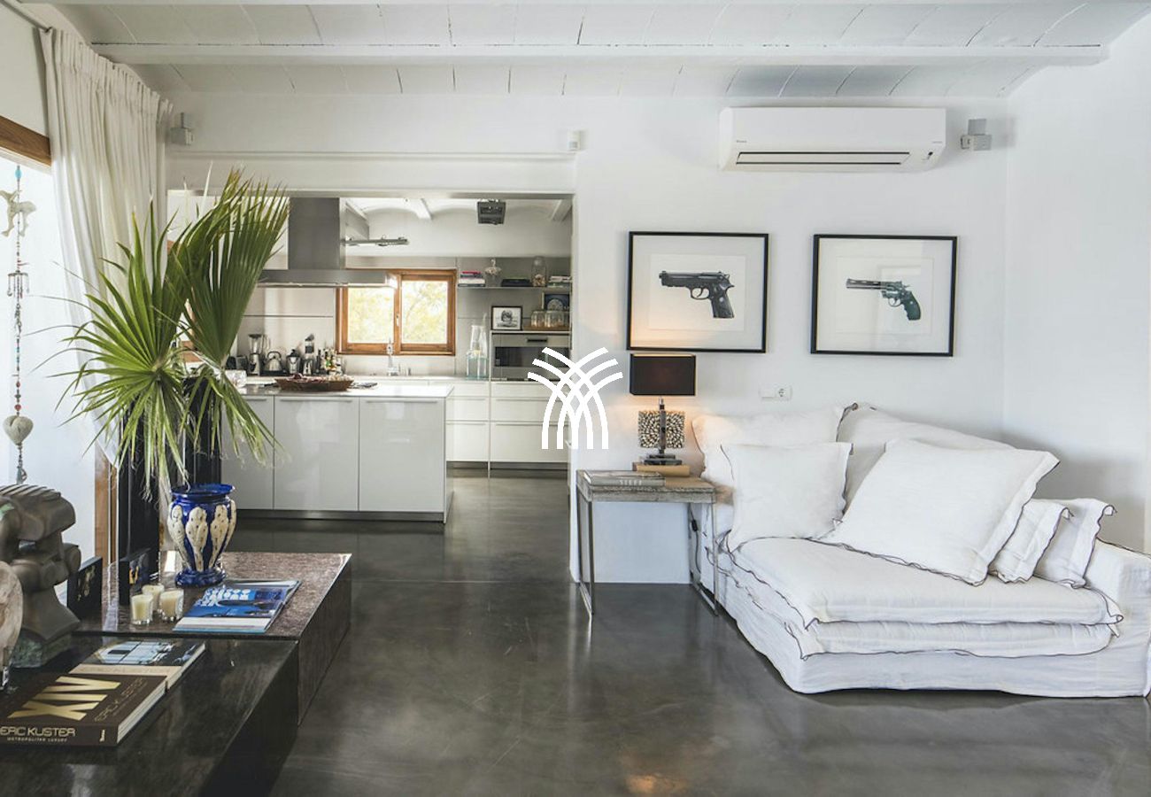 Villa in Ibiza / Eivissa - El Zafiro