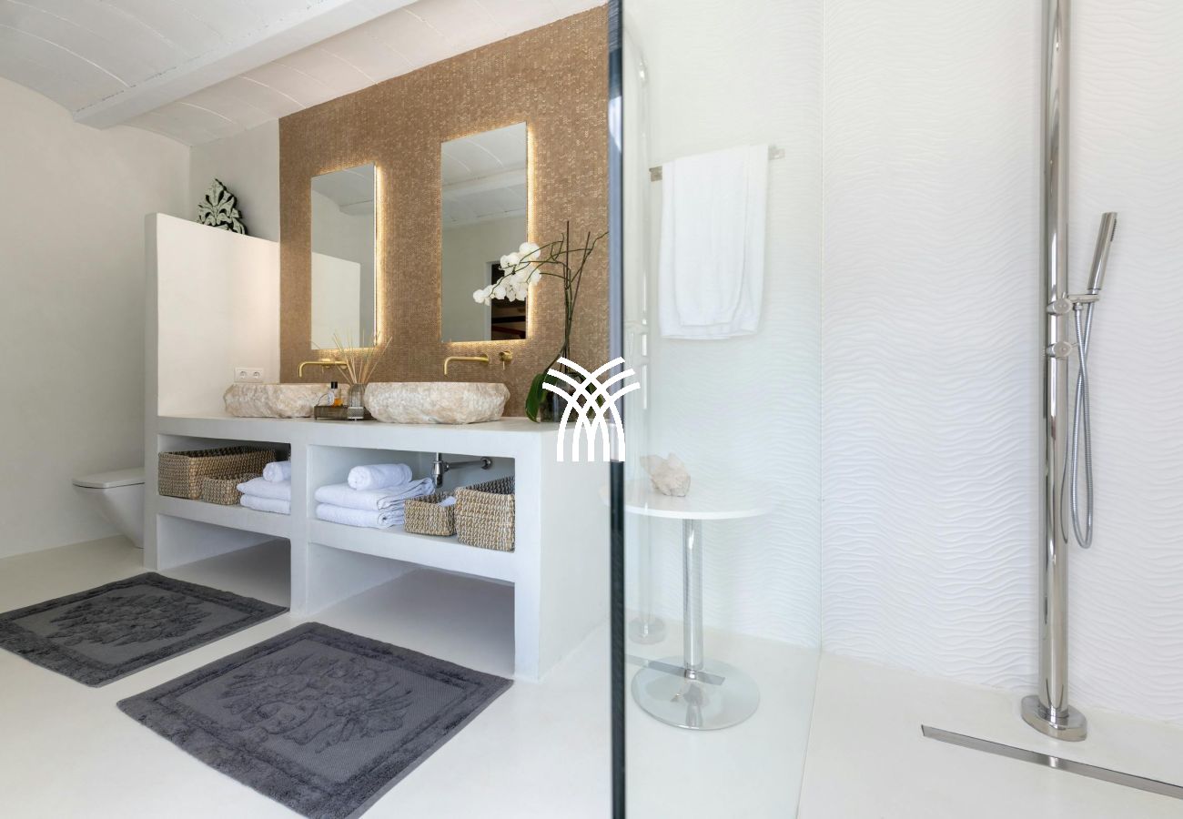 Villa in Ibiza / Eivissa - El Zafiro