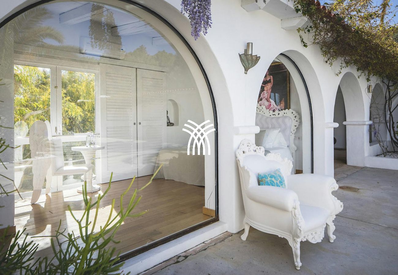 Villa in Ibiza / Eivissa - El Zafiro