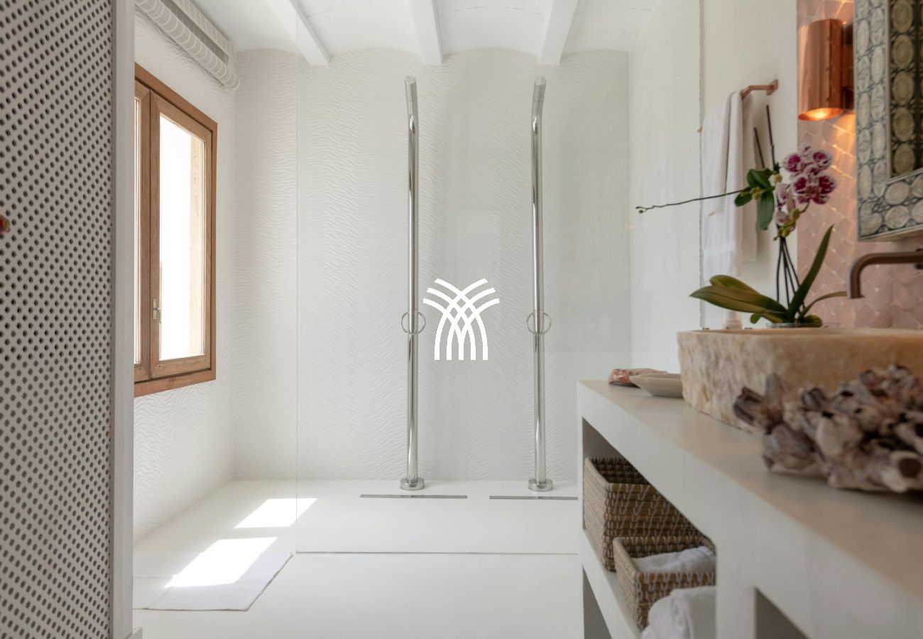 Villa in Ibiza / Eivissa - El Zafiro