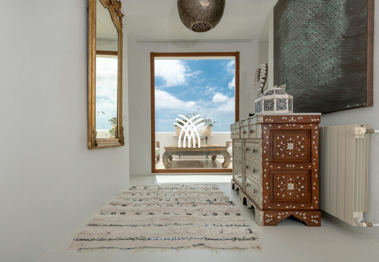 Villa in Ibiza / Eivissa - El Zafiro