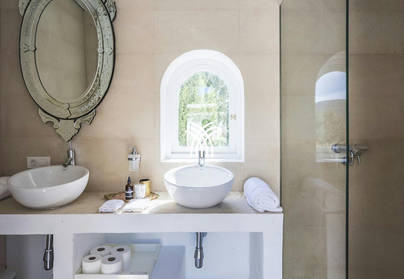 Villa in Ibiza / Eivissa - El Zafiro