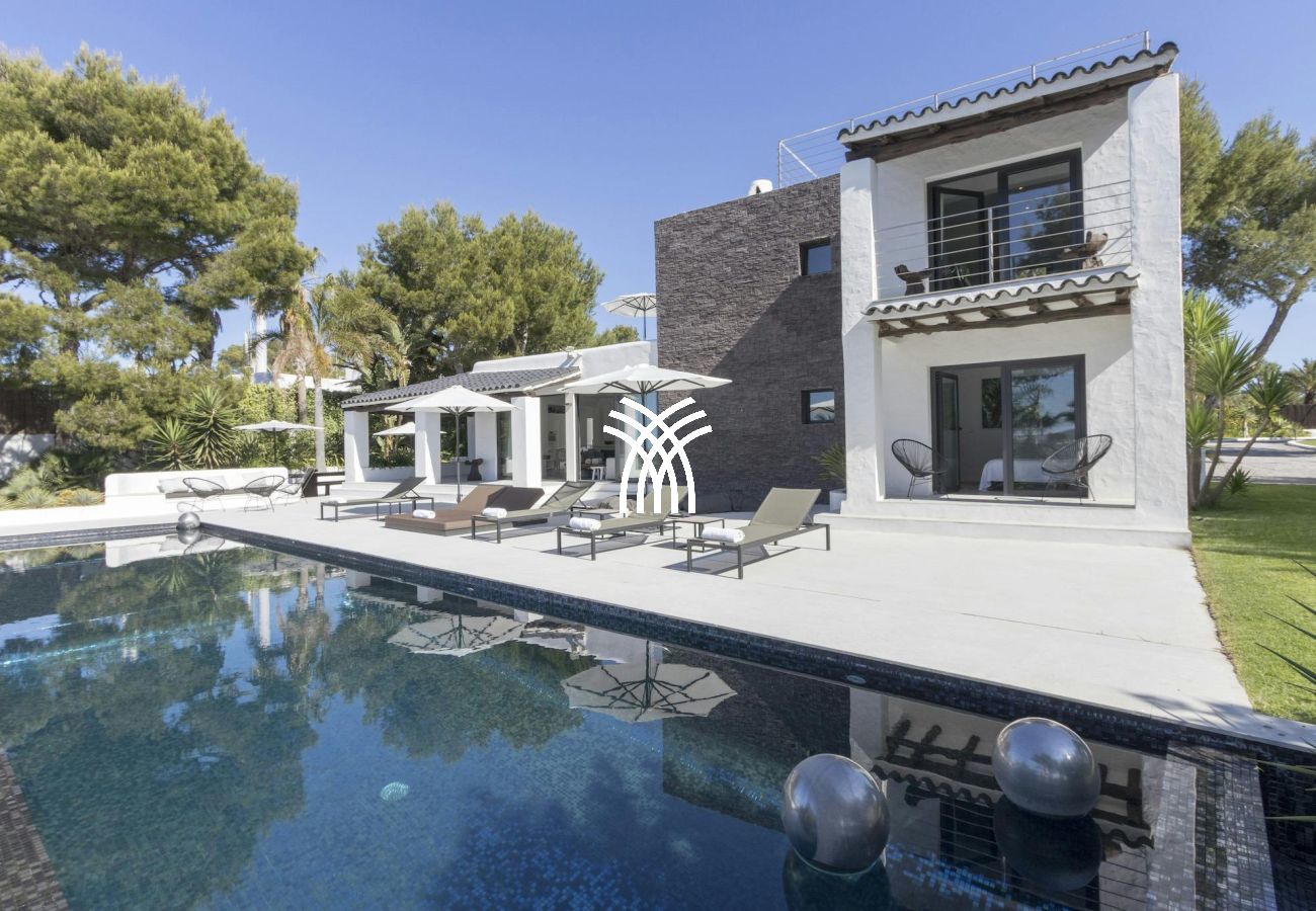 Villa in Ibiza / Eivissa - Es Vedra Style