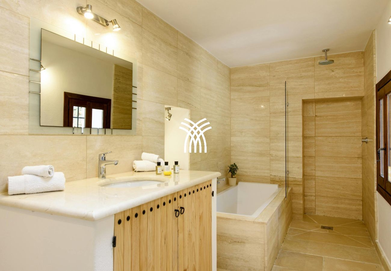 Villa in Ibiza / Eivissa - Finca Bonito