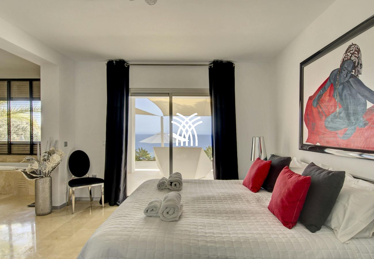 Villa in Ibiza / Eivissa - Es Cubells