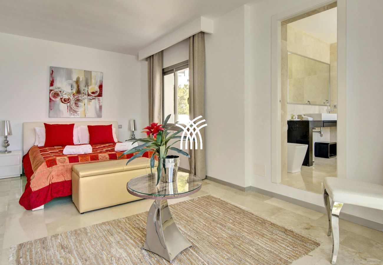 Villa in Ibiza / Eivissa - Es Cubells