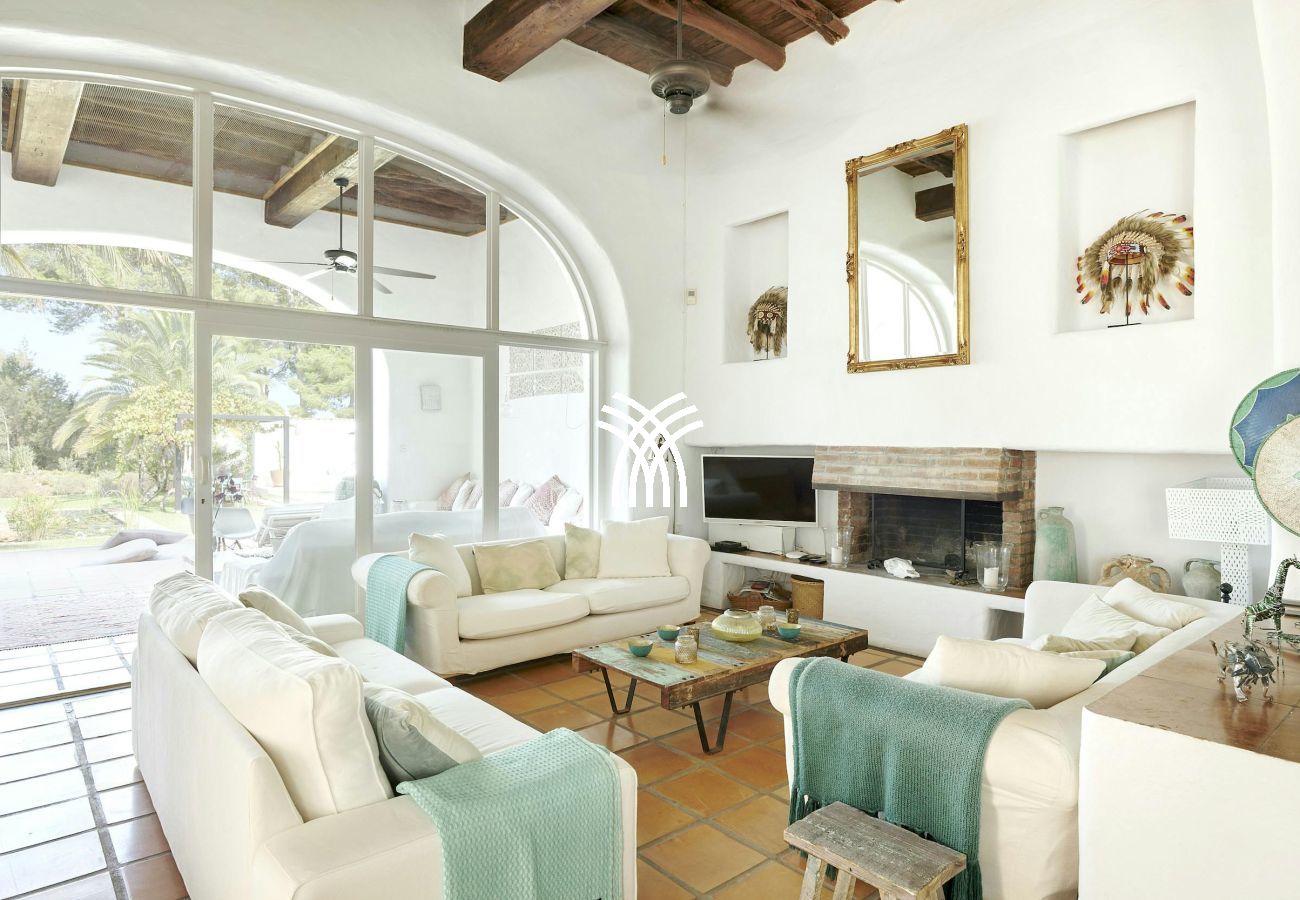 Villa in Ibiza / Eivissa - San Agustin
