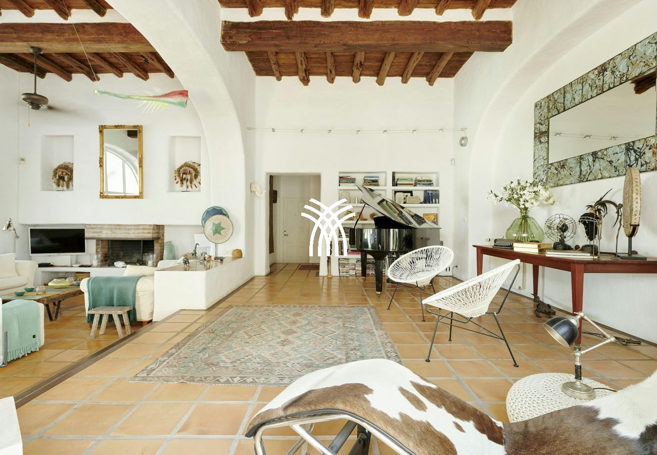 Villa in Ibiza / Eivissa - San Agustin