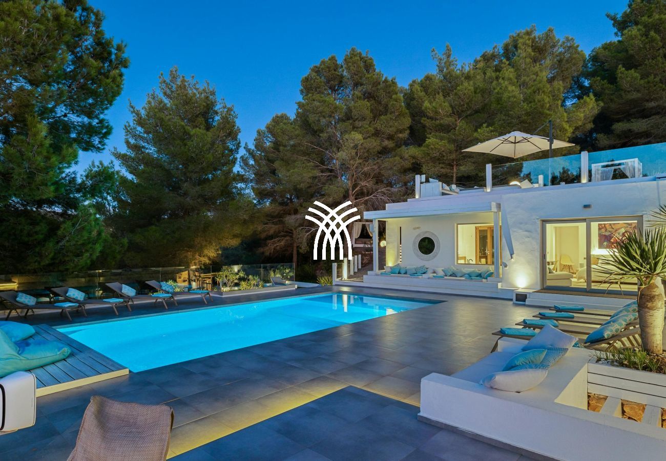Villa in Ibiza / Eivissa - Sunset Paradise