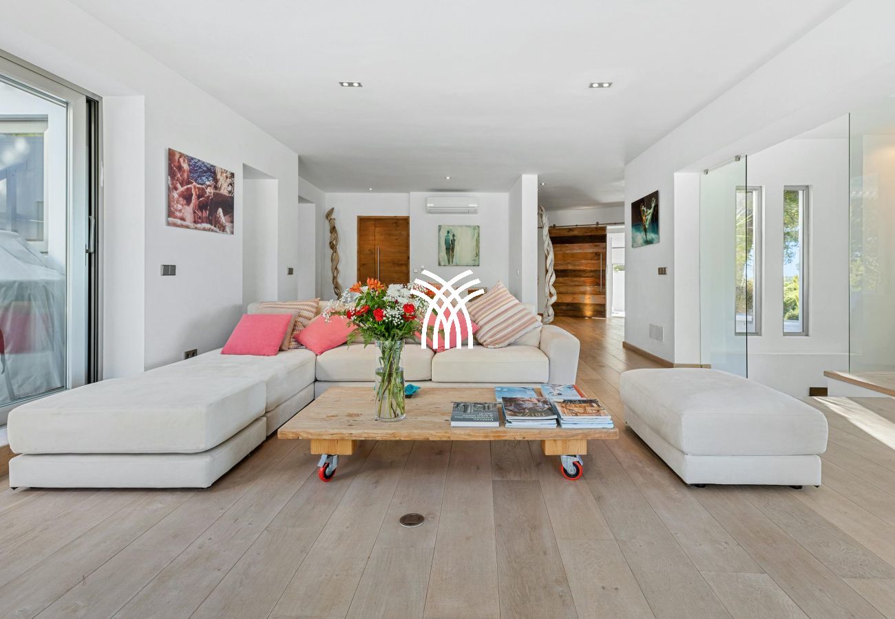 Villa in Ibiza / Eivissa - Sunset Paradise