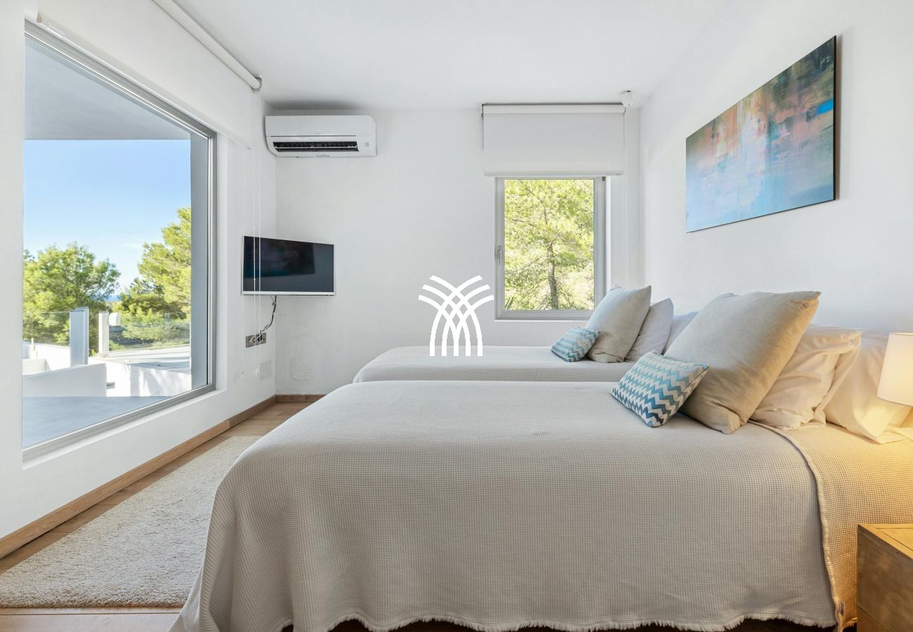 Villa in Ibiza / Eivissa - Sunset Paradise