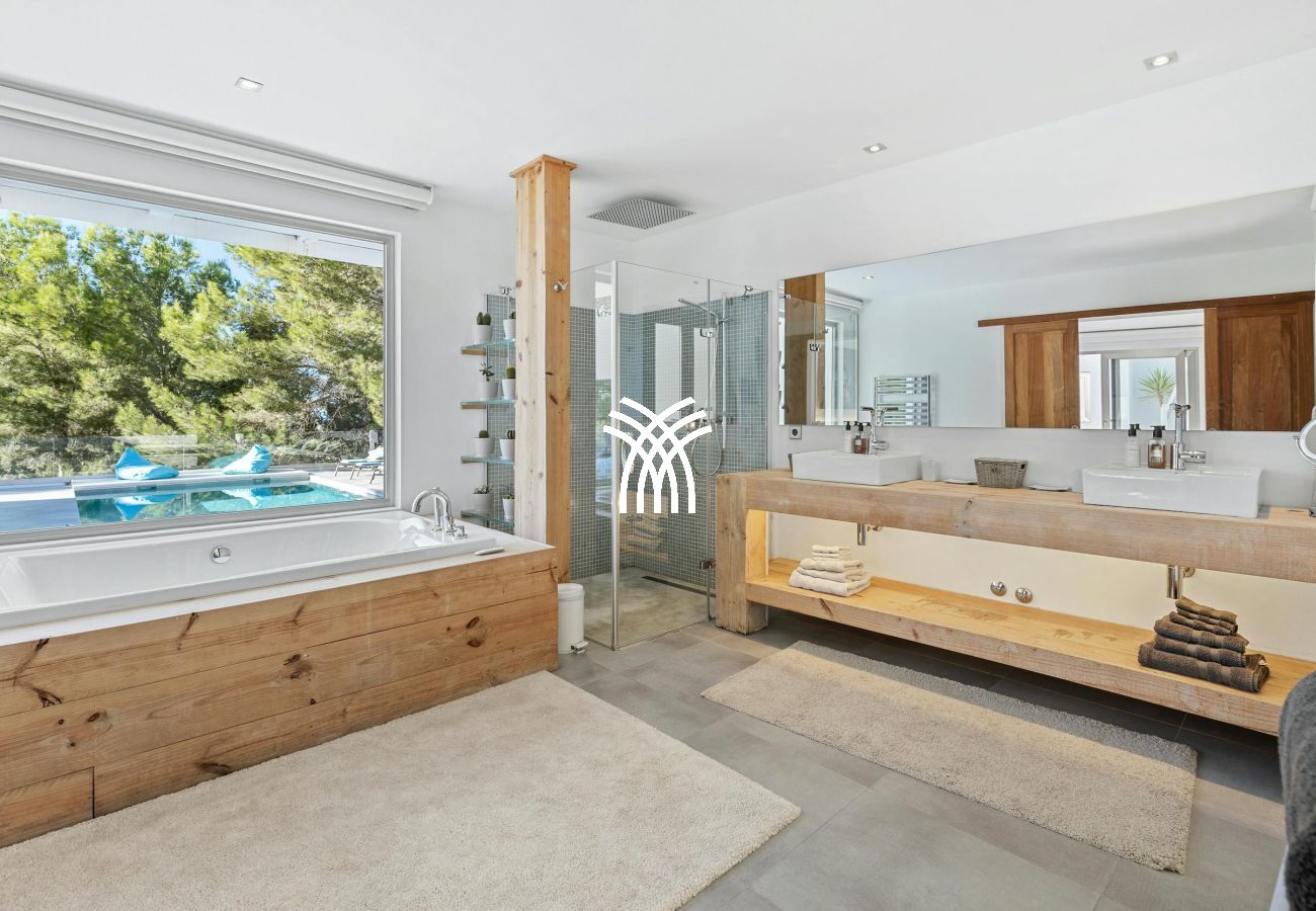 Villa in Ibiza / Eivissa - Sunset Paradise