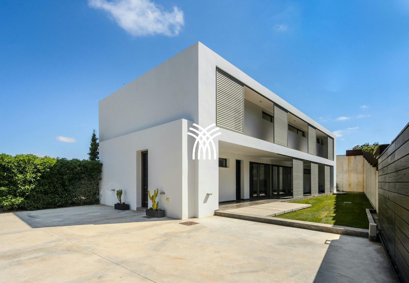 Villa in Ibiza / Eivissa - Minimal