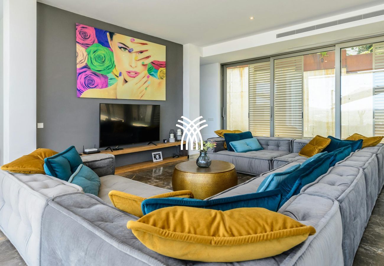 Villa in Ibiza / Eivissa - Minimal