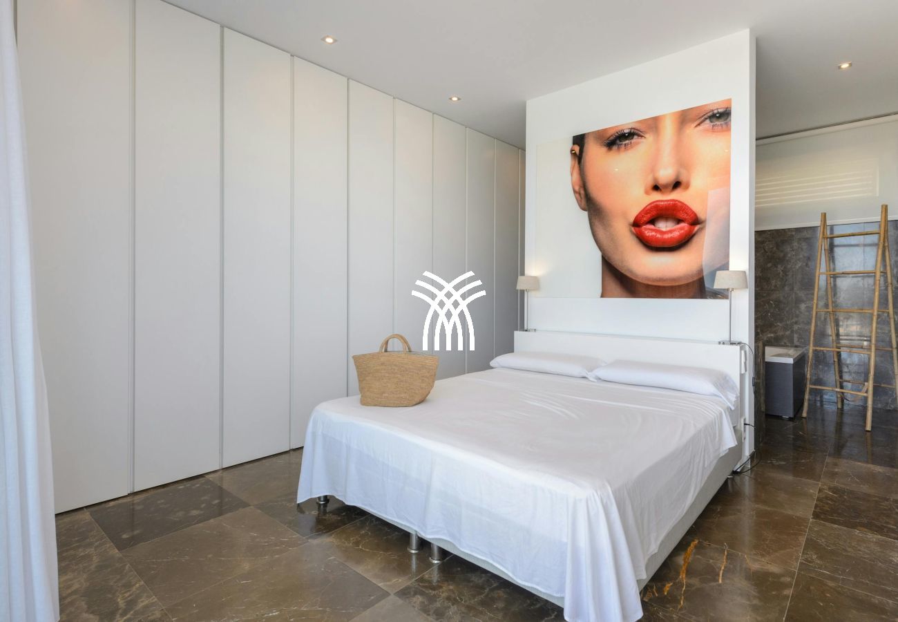 Villa in Ibiza / Eivissa - Minimal