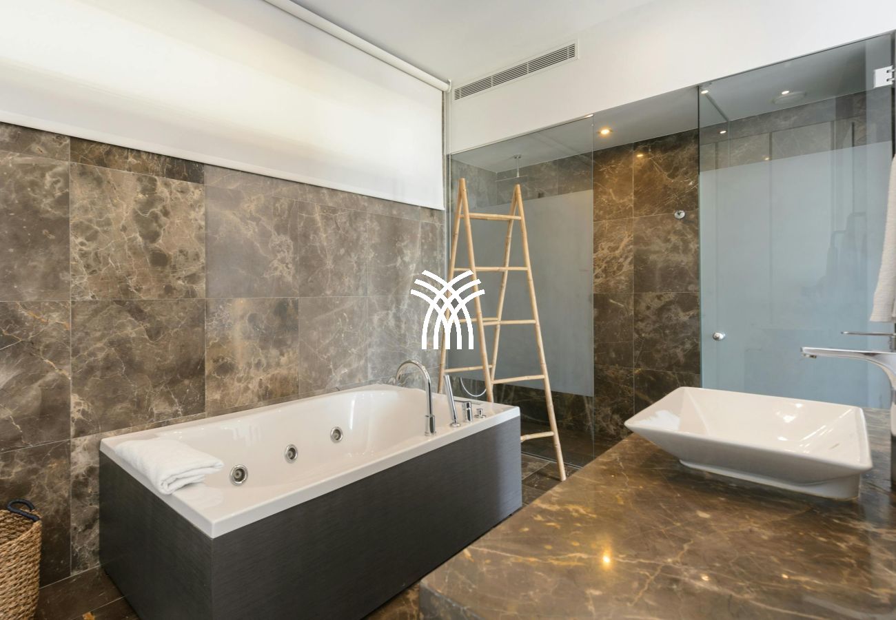 Villa in Ibiza / Eivissa - Minimal