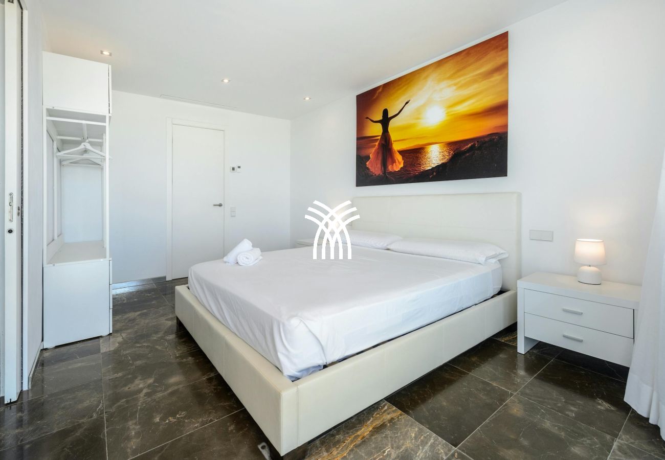 Villa in Ibiza / Eivissa - Minimal