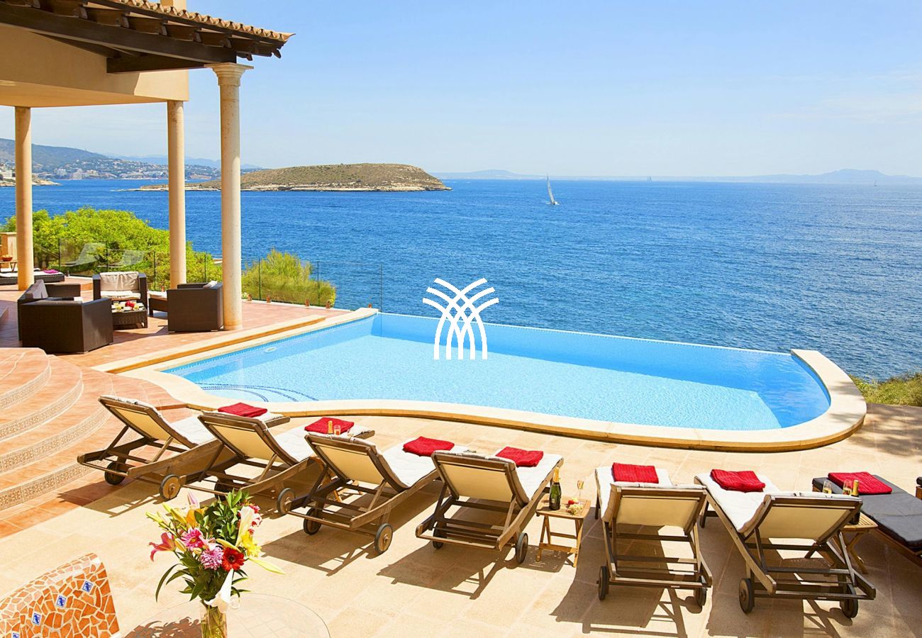 Villa in Badia Grand - Cabello