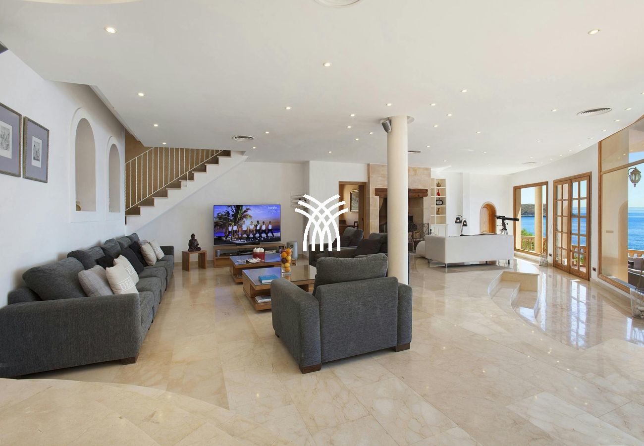 Villa in Badia Grand - Cabello