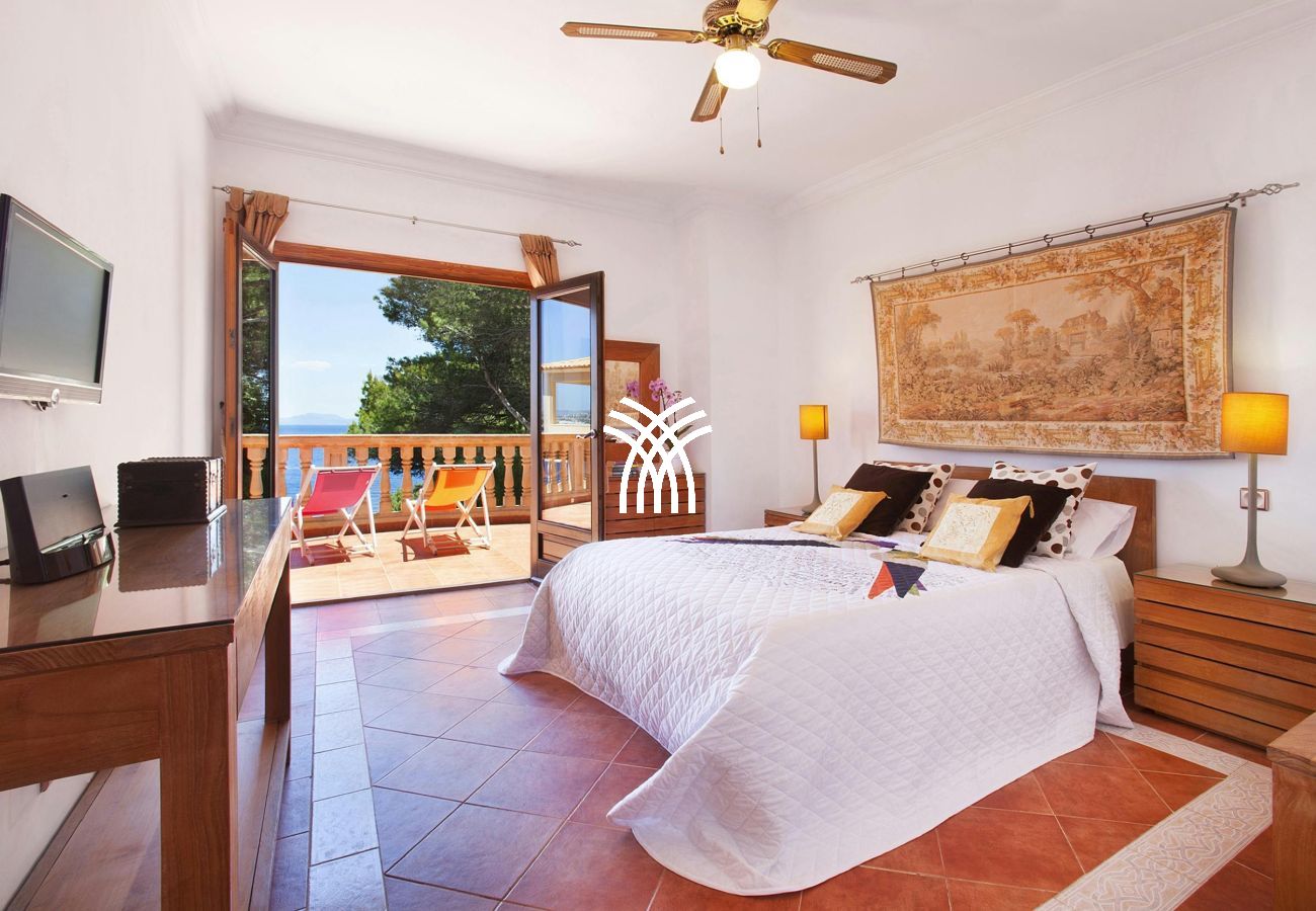 Villa in Badia Grand - Cabello