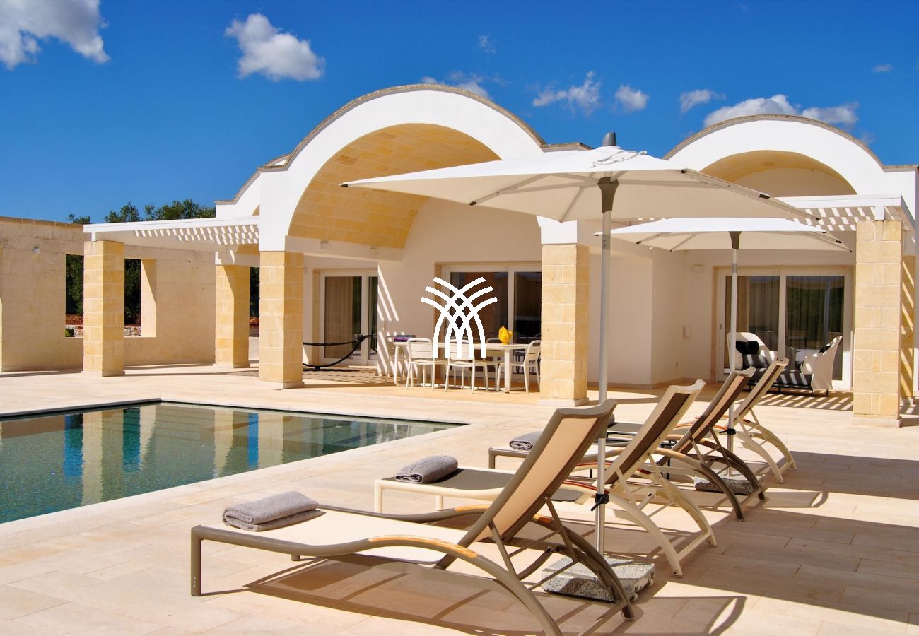 Villa in San Michele Salentino - Jehudiel