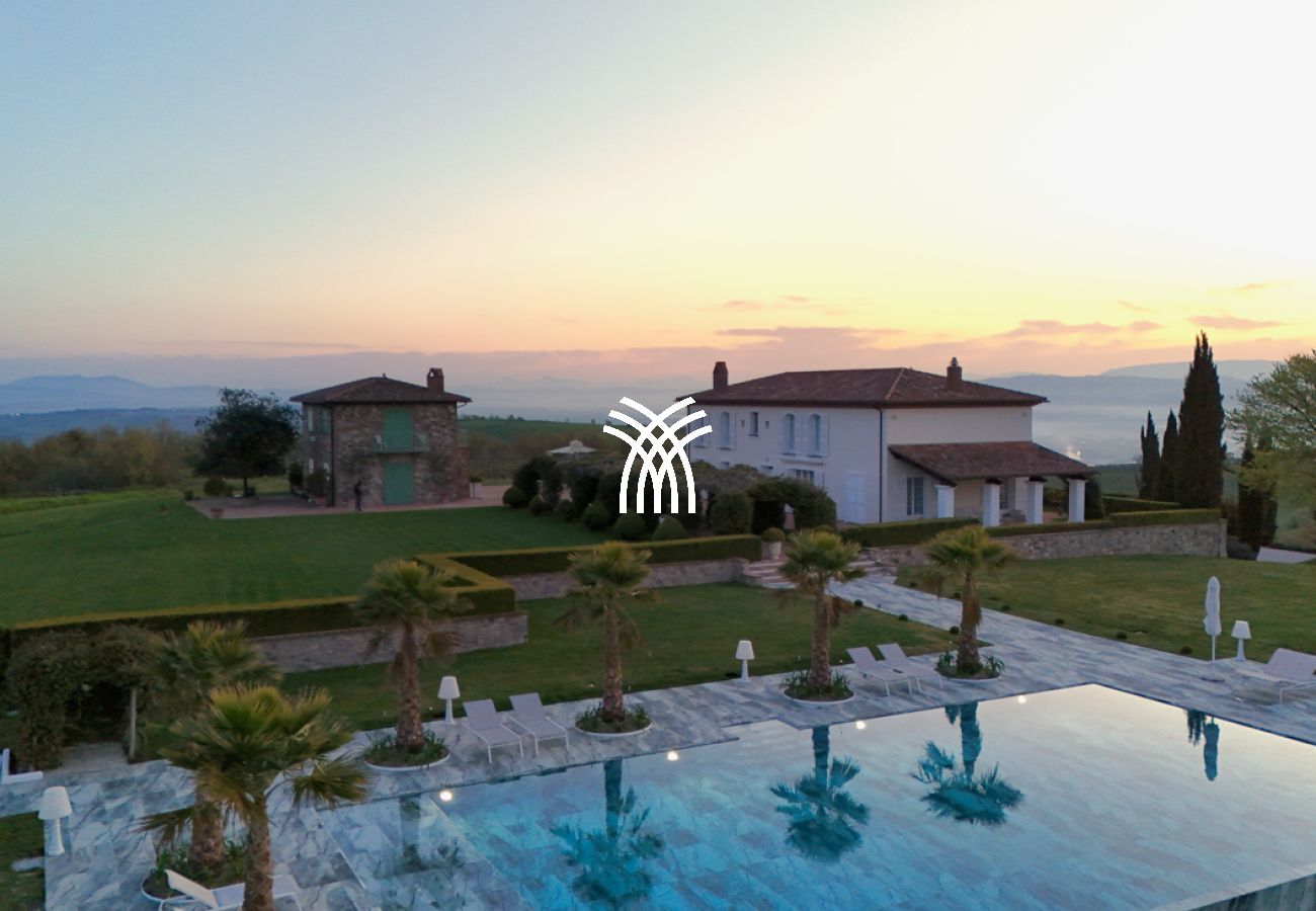 Villa in San Venanzo - Only One