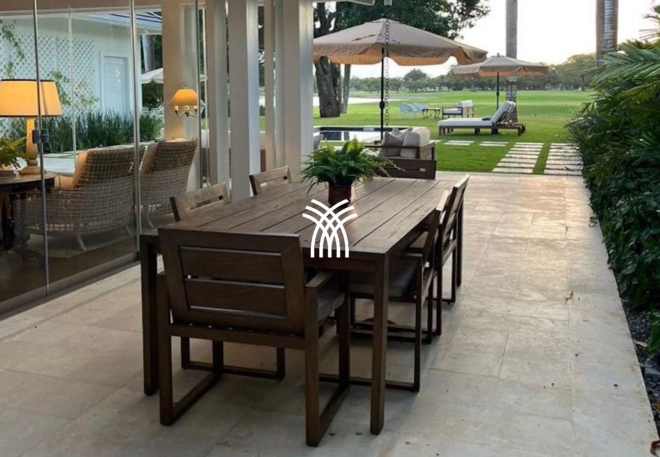 Villa in Casa De Campo - Casa del Lago