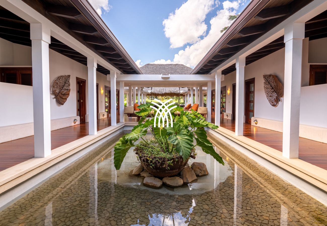 Villa in Casa De Campo - Tropical Modern