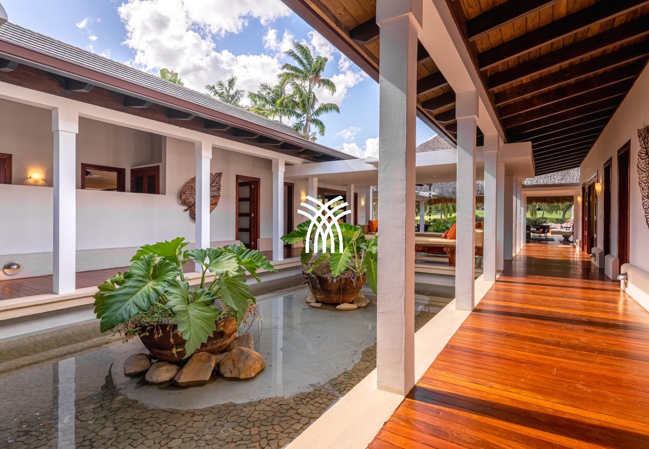 Villa in Casa De Campo - Tropical Modern