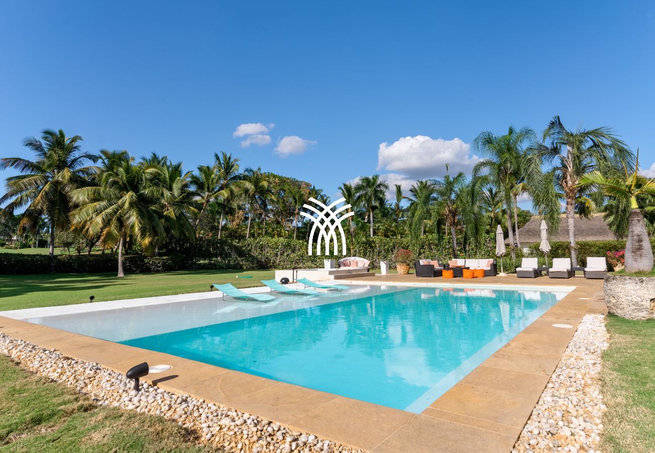 Villa in Casa De Campo - Tropical Modern