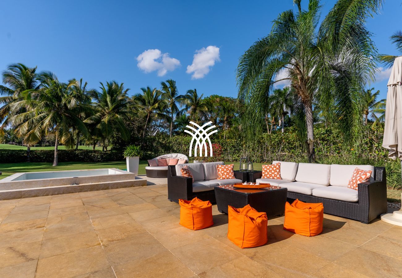 Villa in Casa De Campo - Tropical Modern