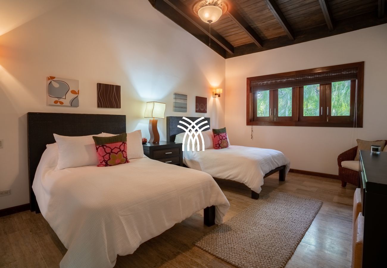 Villa in Casa De Campo - Tropical Modern