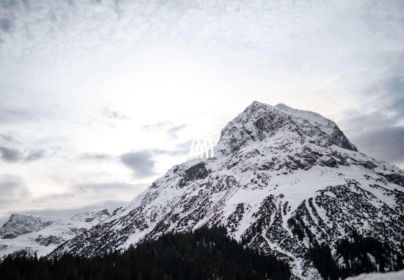 Chalet in Lech - Athena