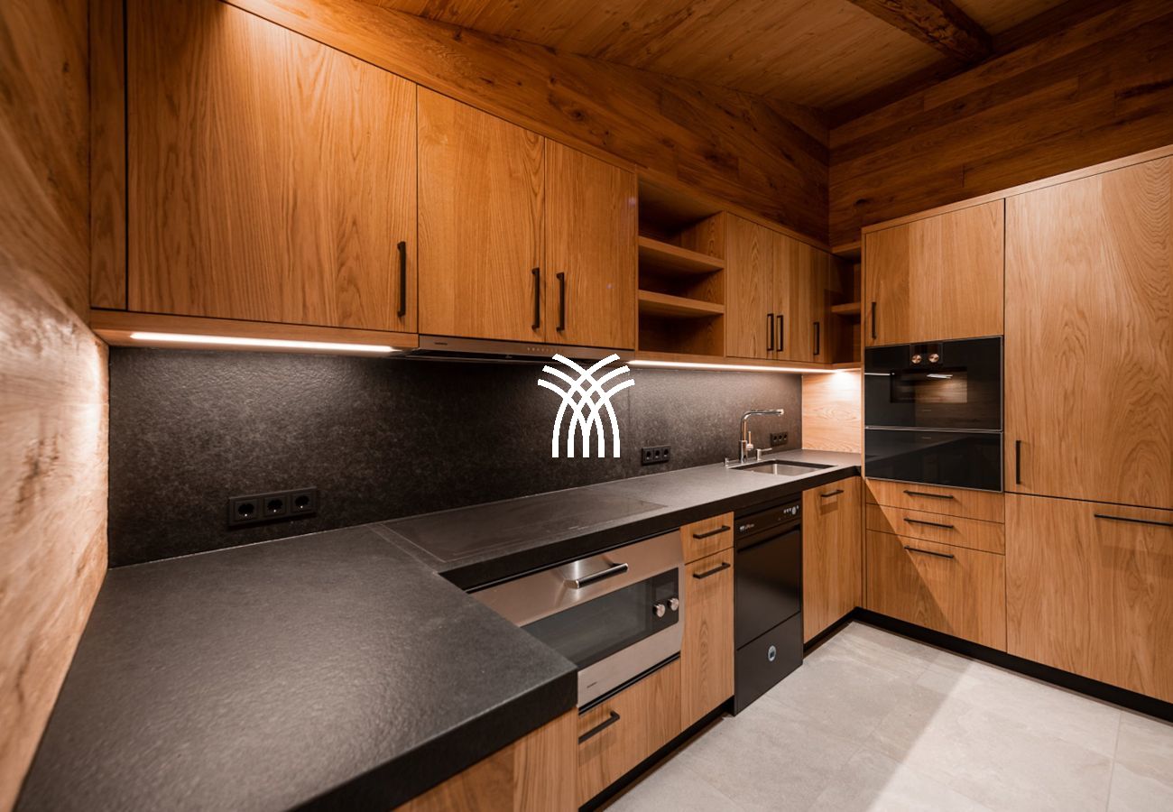 Chalet in Lech - Athena