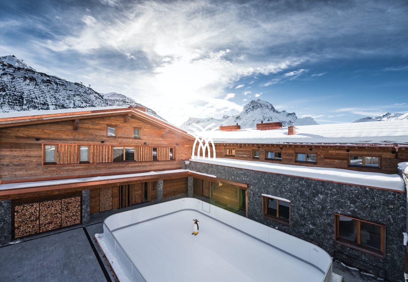 Chalet in Lech - Adora