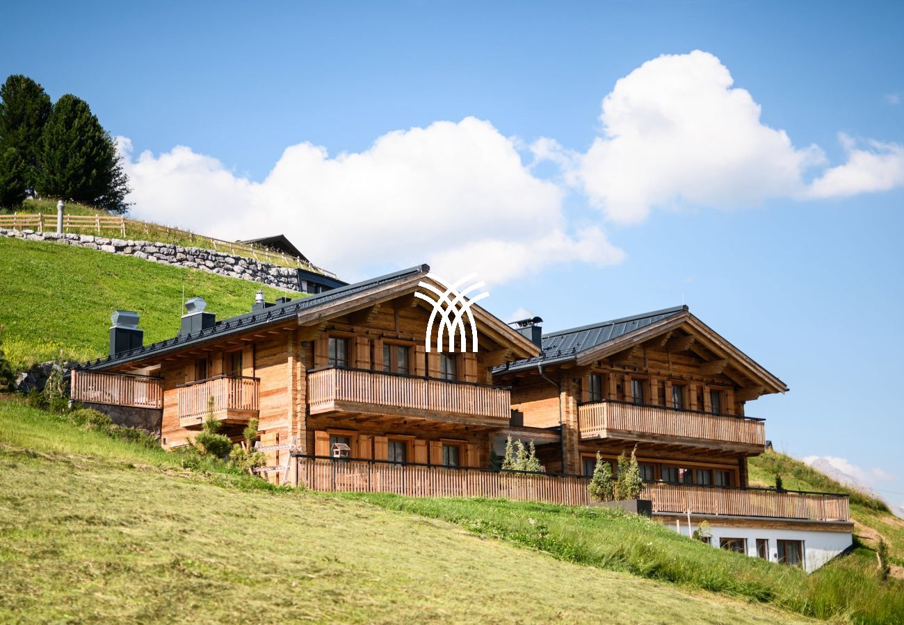 Chalet in Lech - Maia