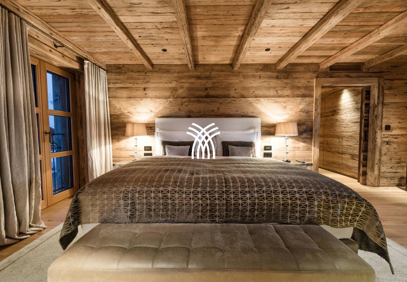 Chalet in Lech - Luxuo