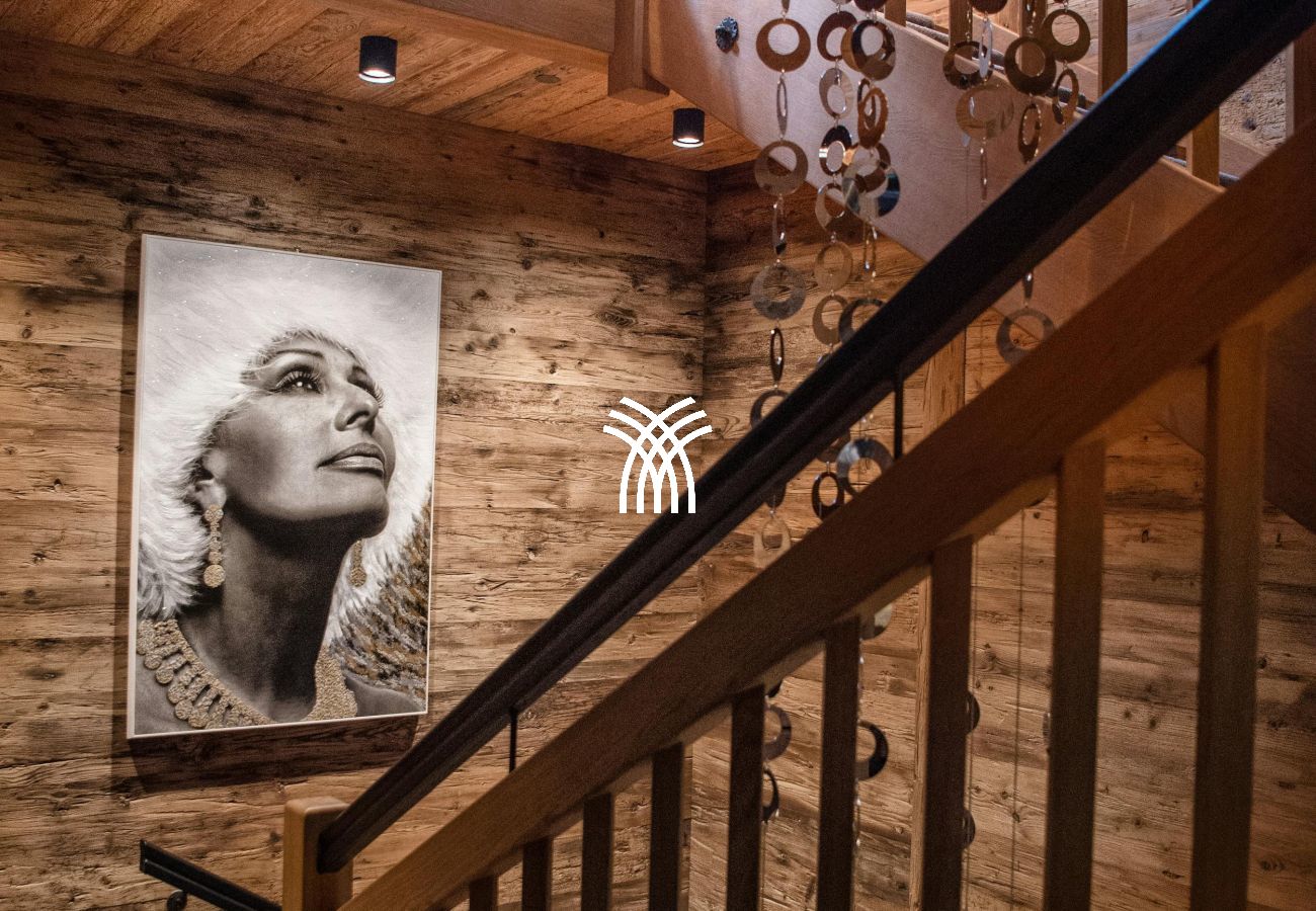 Chalet in Lech - Luxuo