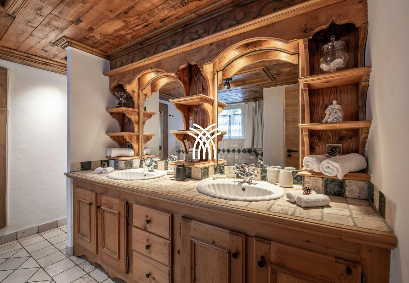 Chalet in Courchevel - Augustus