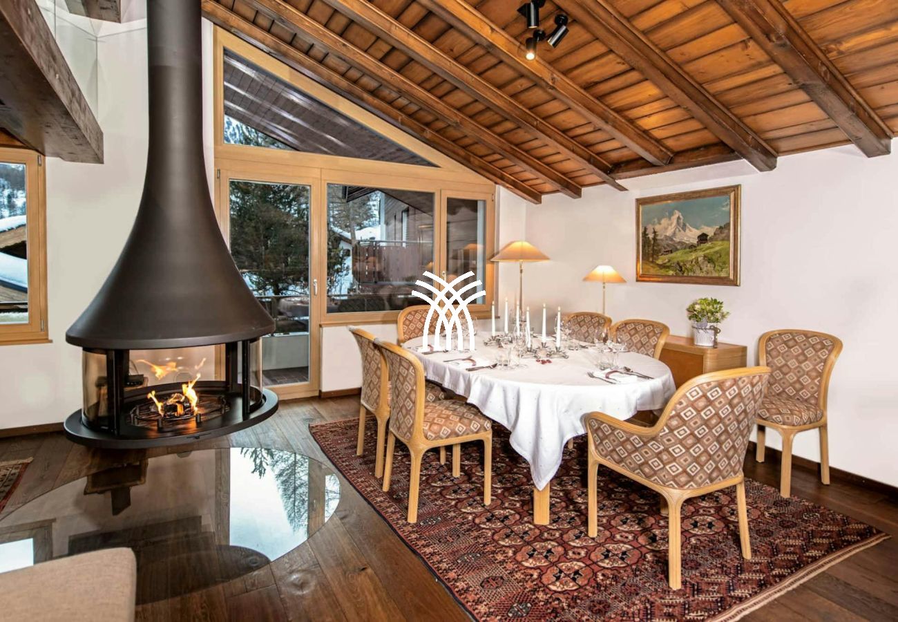 Chalet in Zermatt - Harebells