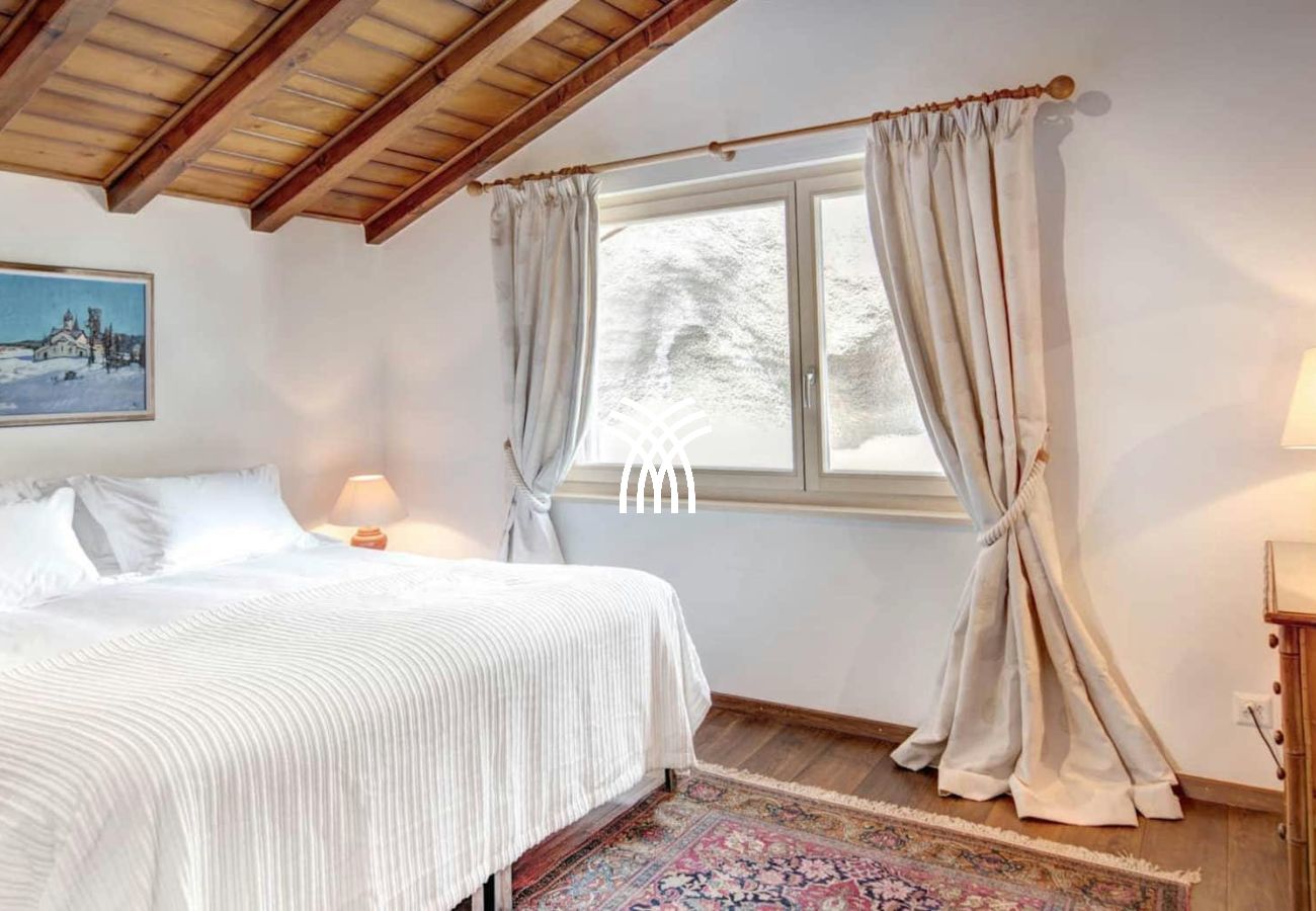 Chalet in Zermatt - Harebells