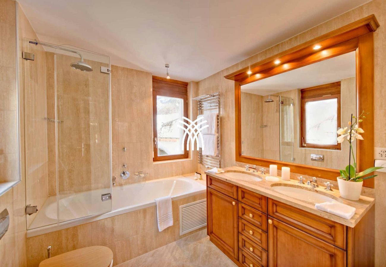 Chalet in Zermatt - Vanilla Orchid