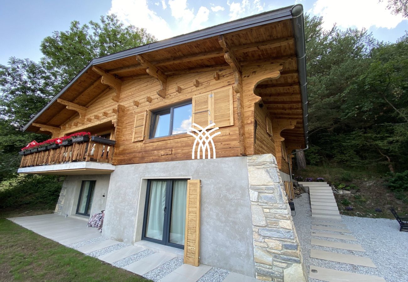 Chalet in Crans-Montana - Cervo