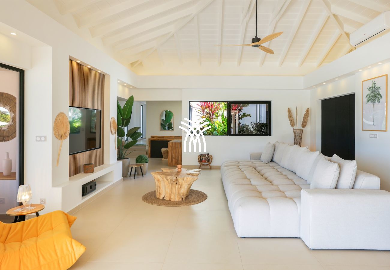 Villa in Terres Basses - Nuit Jade